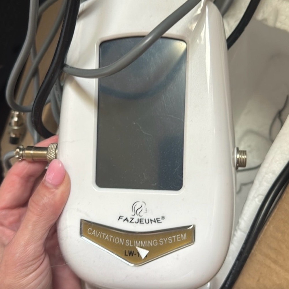 3in1 Body Sculpting Machine,Professional Radio Frequency Skin Tightening Device - Picture 6 of 12